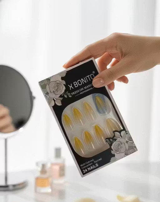 X Bonito Amber Shine Artificial Nails