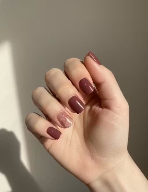 Press on Nails | Do it Yourself | 24pcs Natural Delicate & Comfortable